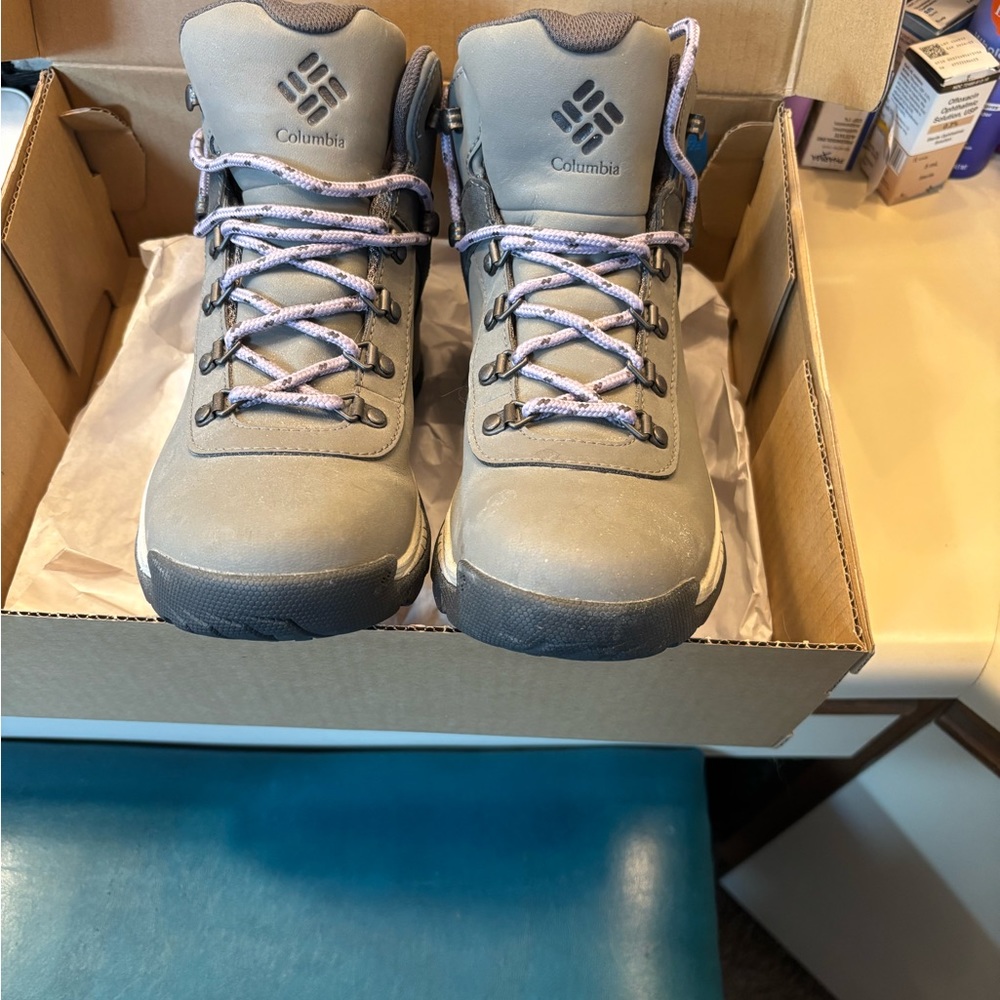 Columbia Gray Ankle Boots Durable Outdoor Footwear